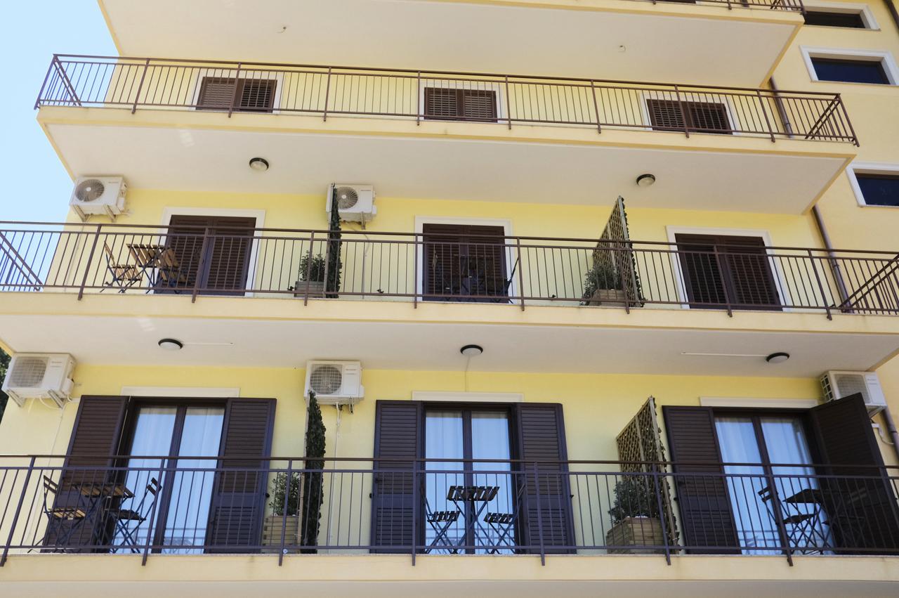 Sikania Casa Diamond Mesyna Zewnętrze zdjęcie